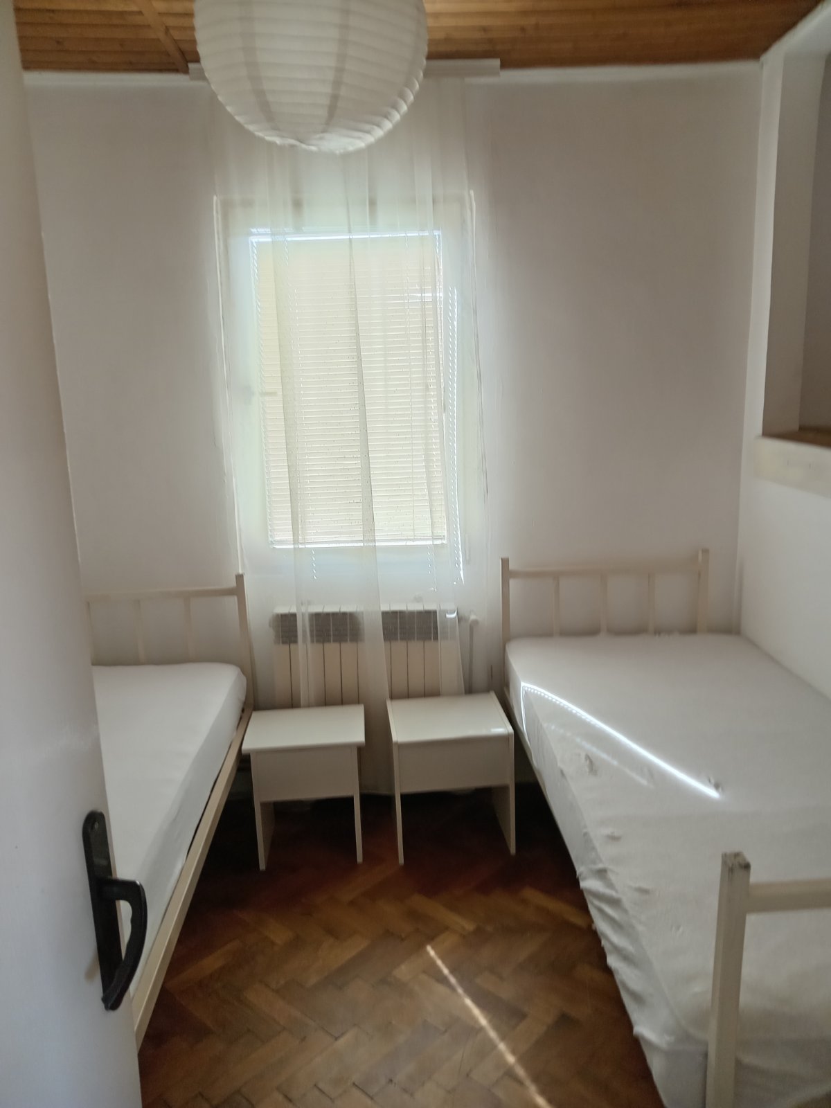 Izdajem kucu u Kostolcu 2