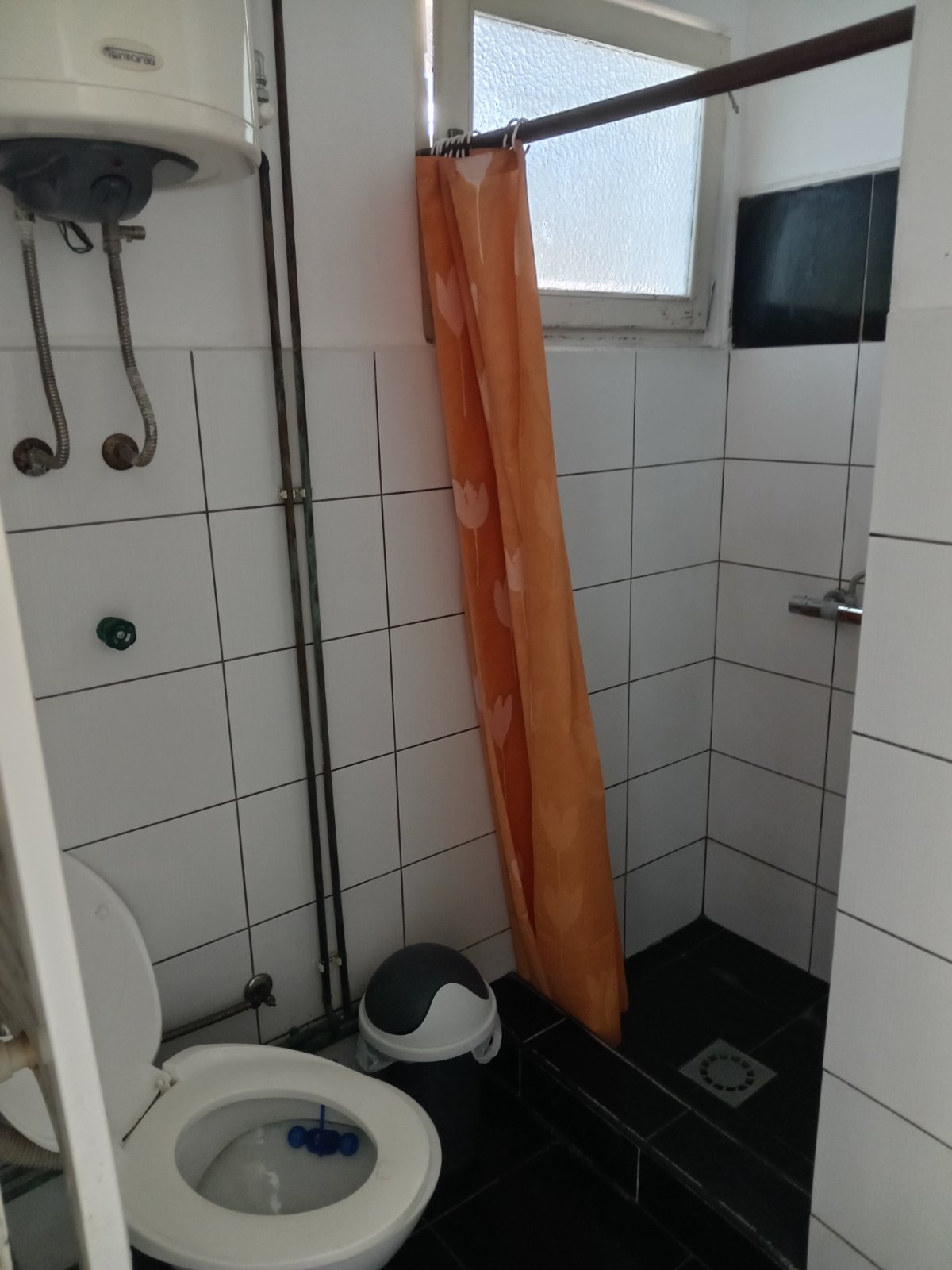 Izdajem kucu u Kostolcu 3