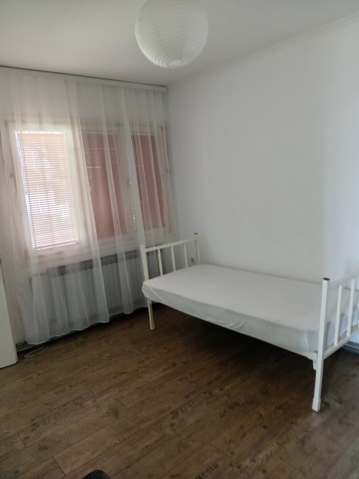 Izdajem kucu u Kostolcu 5