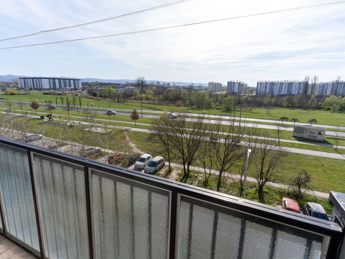 Kompletno renoviran dvosoban stan   uknjižen   062 792 583 5