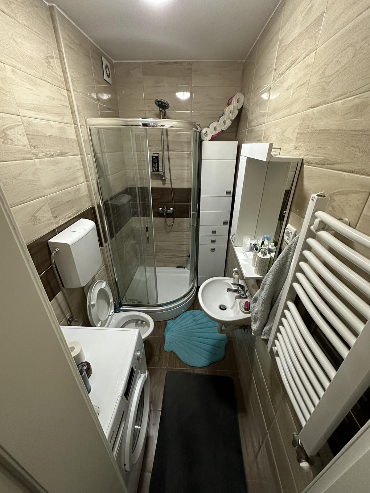 Fantastičan dvosoban stan u novoj zgradi 5