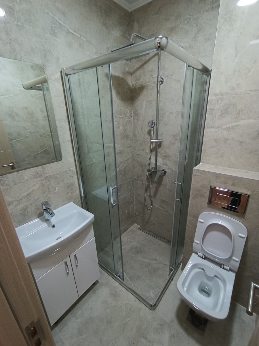 Cena sa PDV om   parking mesto   NOV   3 spavaće   062 792 583 5