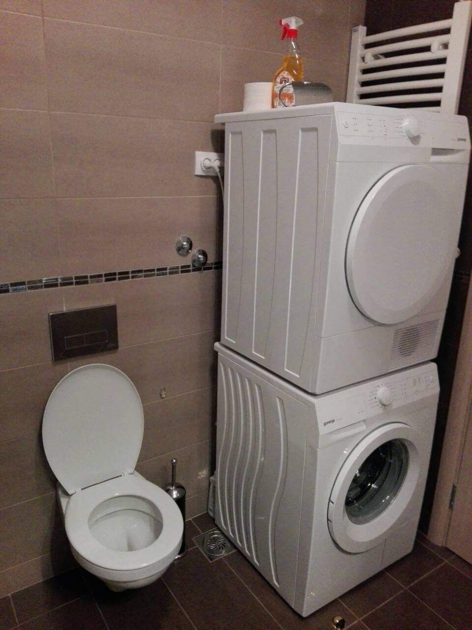 Prodajem komplet opremljen stan na izuzetnoj lokaciji 4