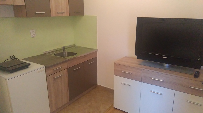 Prodajem stan na Zarkovu 20m2 15m2 terasa 2