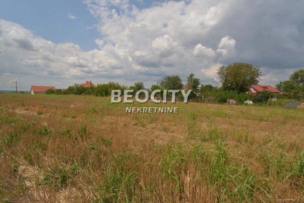 Plac, Ostružnica, Sedmog jula bb ID: 101009 7