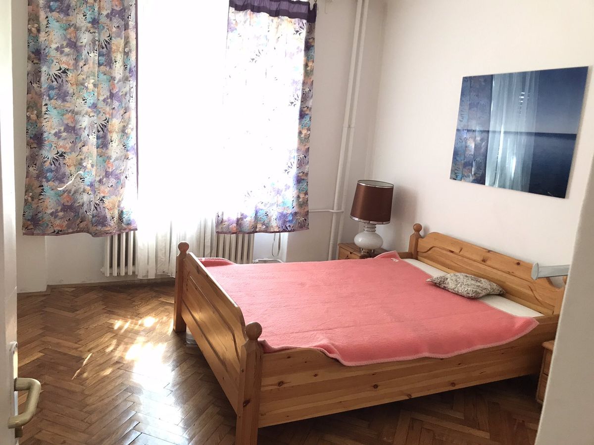 Uknjižen dvoiposoban stan na Keju   062 792 583 3