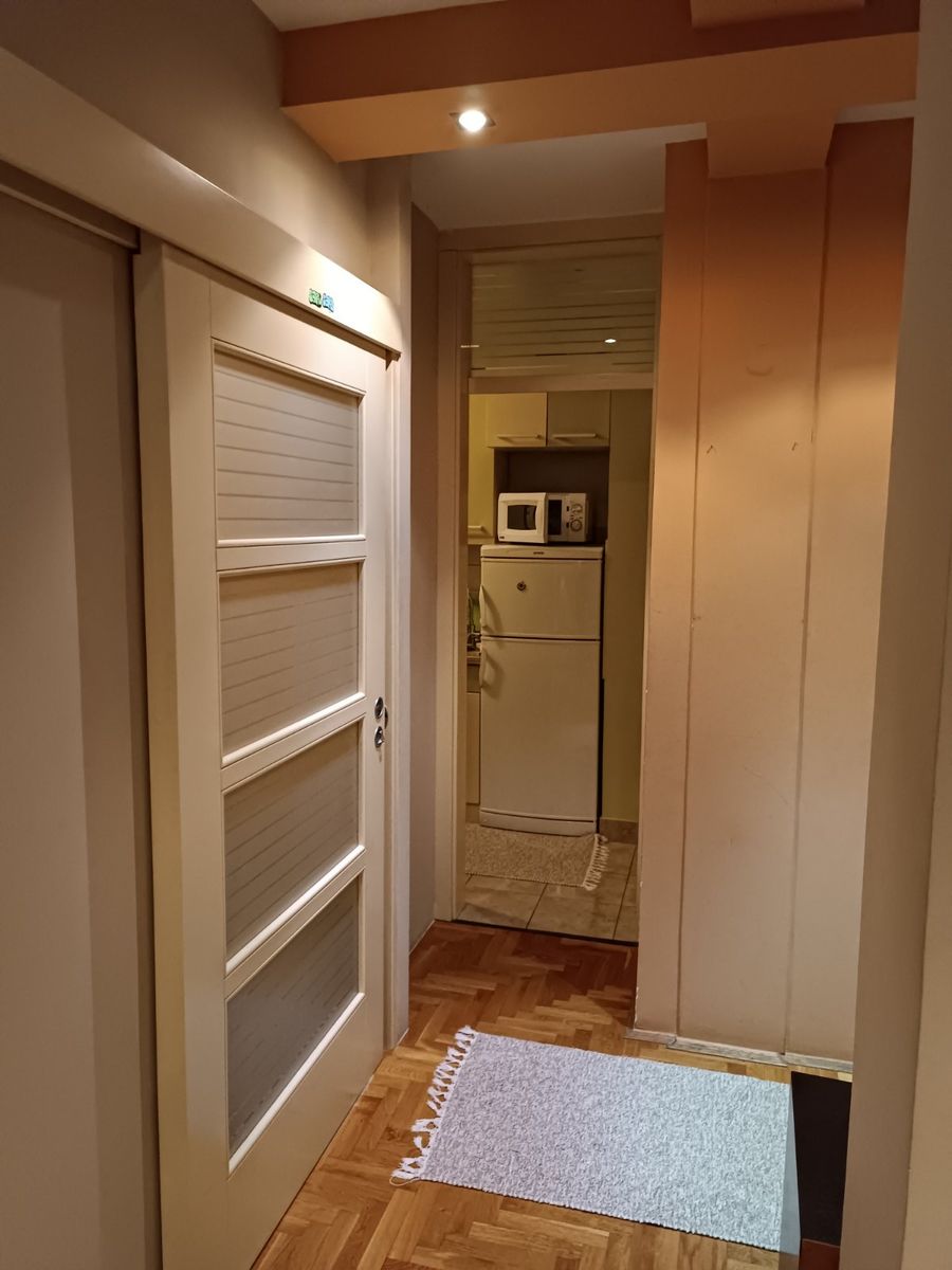 Odličan jednoiposoban stan   bez ulaganja  5