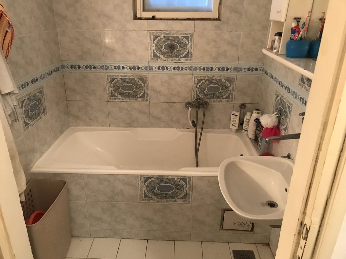 Kej   odličan trosoban stan   retko u ponudi   062 792 583 4