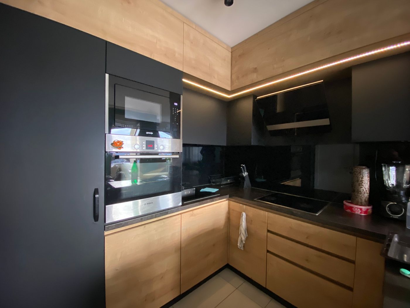 Uknjižen četvorosoban dupleks   nov   dodatno radjen   062 792 583 3