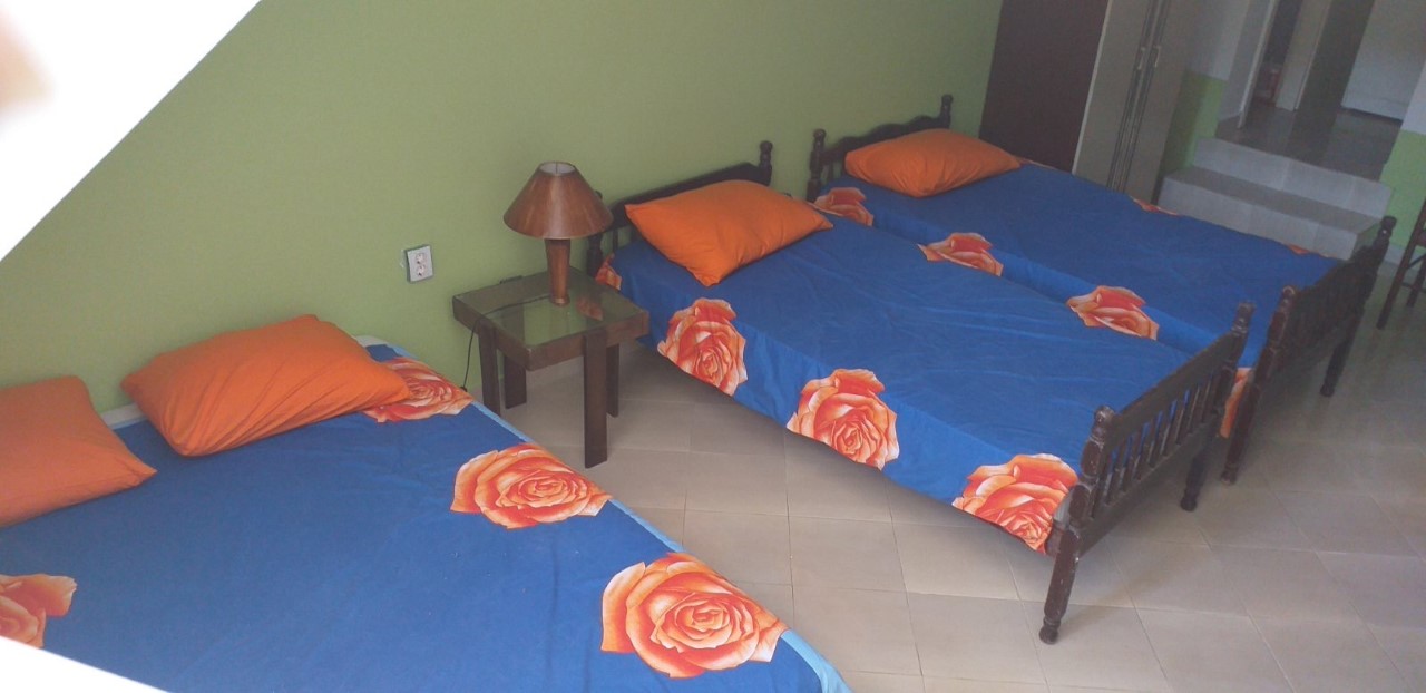 Sutomore  100m od plaže  2 stana 3