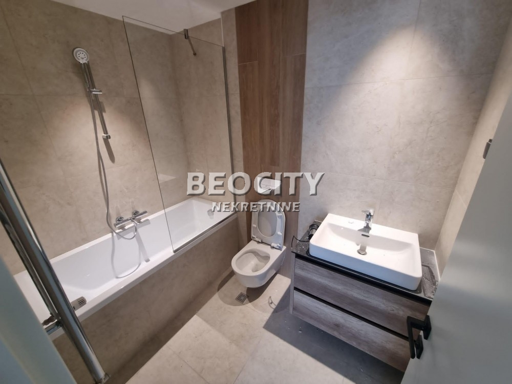 Trosoban stan, 72 m2, Centar, Hercegovačka ID: 94809 14