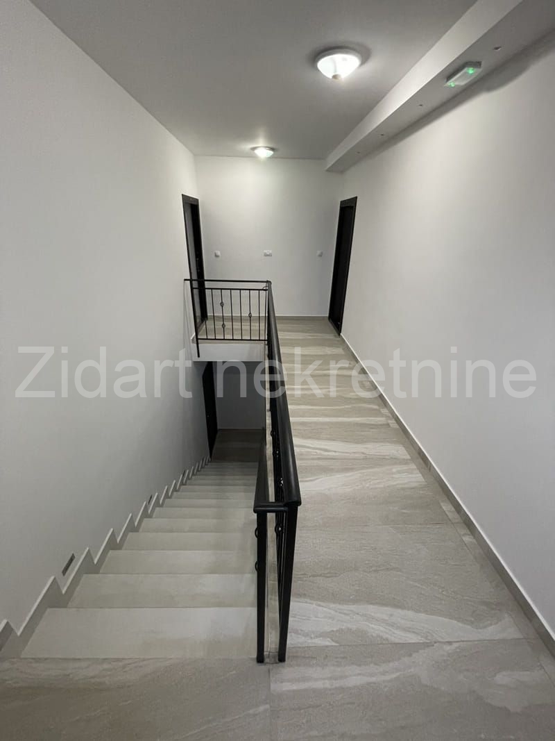 Novogradnja, Surčin, Ledine, 38m2 4