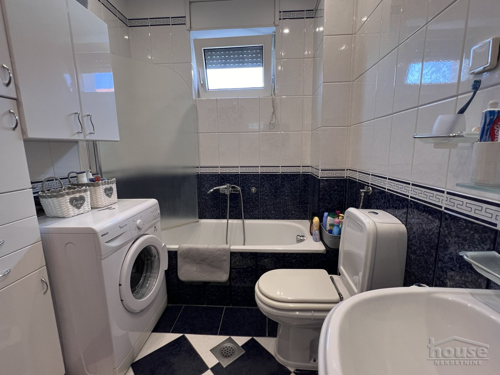 Kuće,NOVI SAD,KAMENJAR 120m2,1500€ , ID: 9115998 13