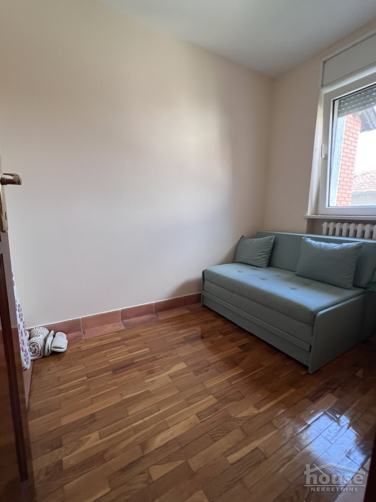 Kuće,NOVI SAD,KAMENJAR 120m2,1500€ , ID: 9115998 10