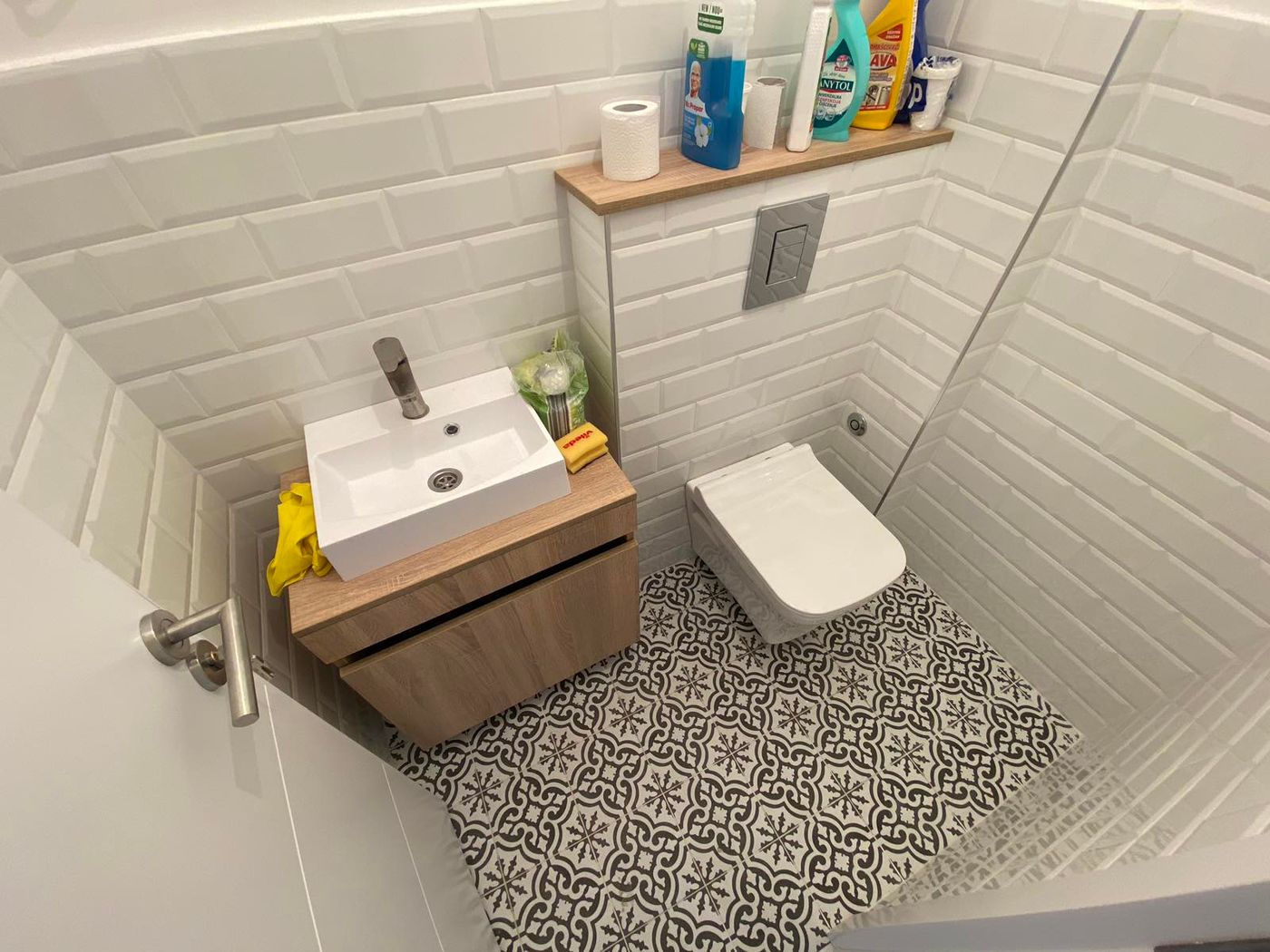 Renoviran   useljiv dvoiposoban stan 5