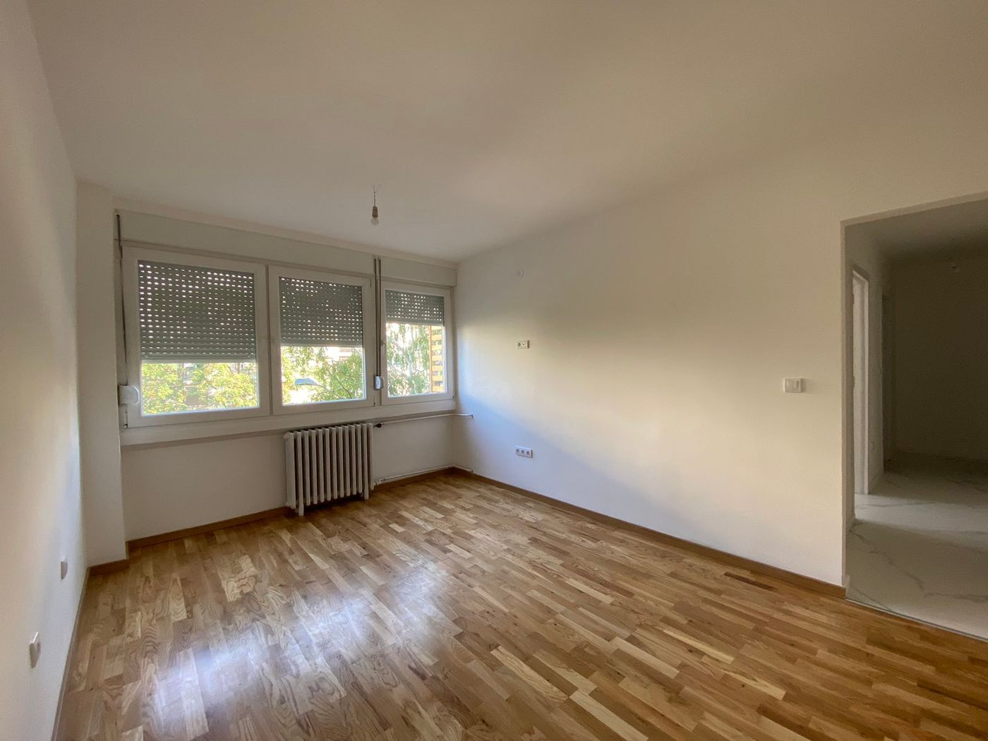 Renoviran   useljiv dvoiposoban stan 1