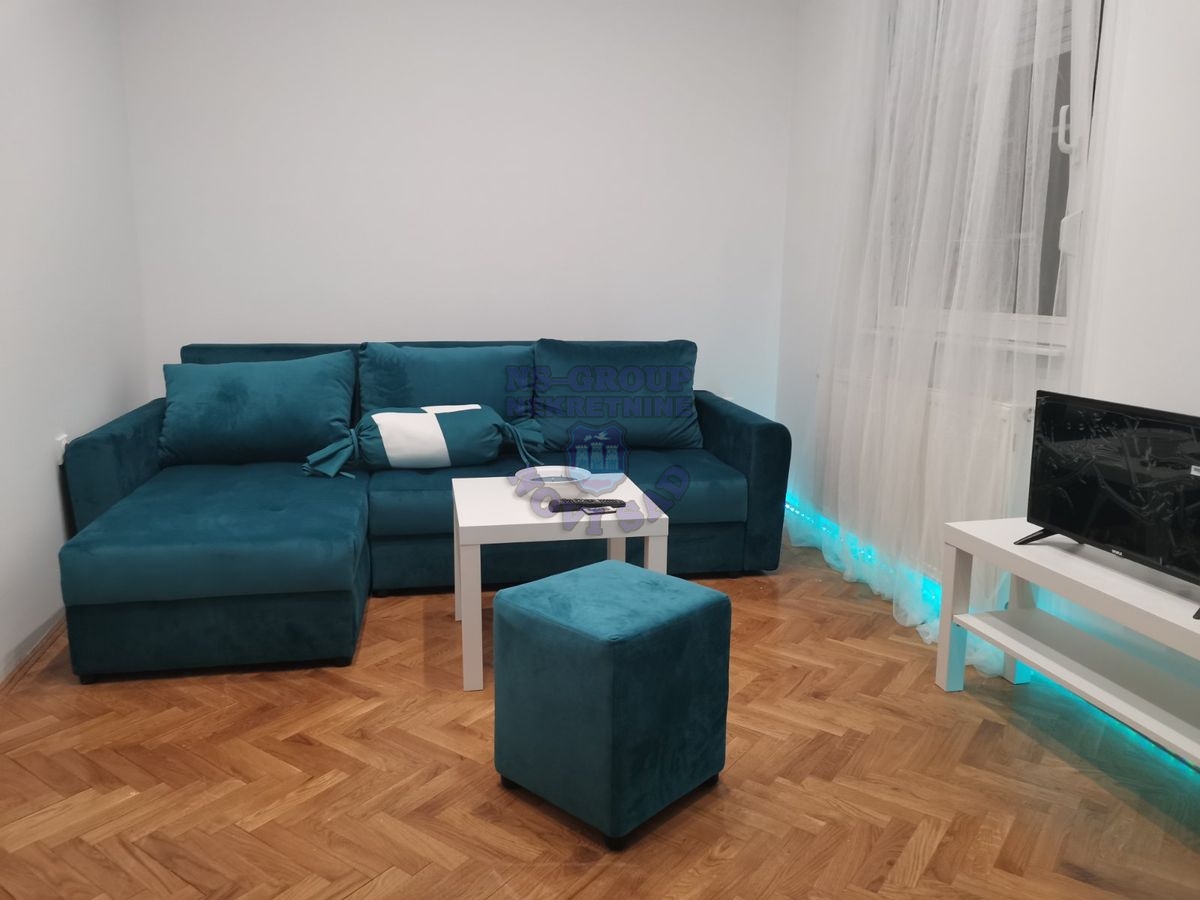 Savršena nameštena garsonjera   062 792 583 2