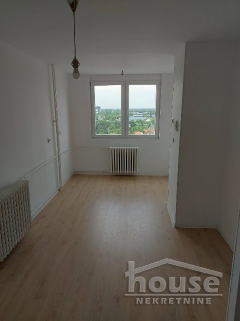 Stan,NOVI SAD,BULEVAR 61m2,123600€ , ID: 1059035 16
