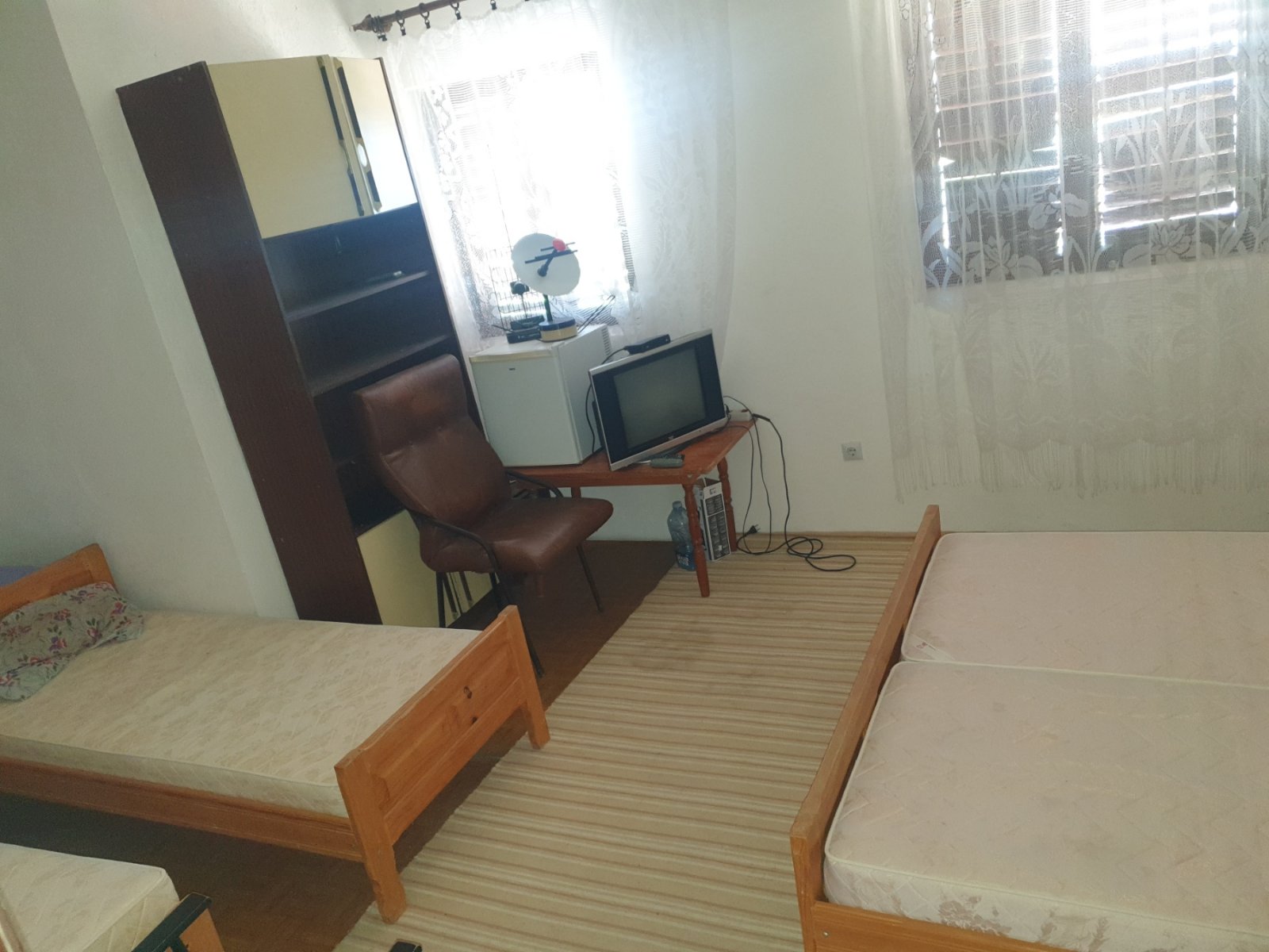 Hitno  Sutomore  objekat 730m2 4