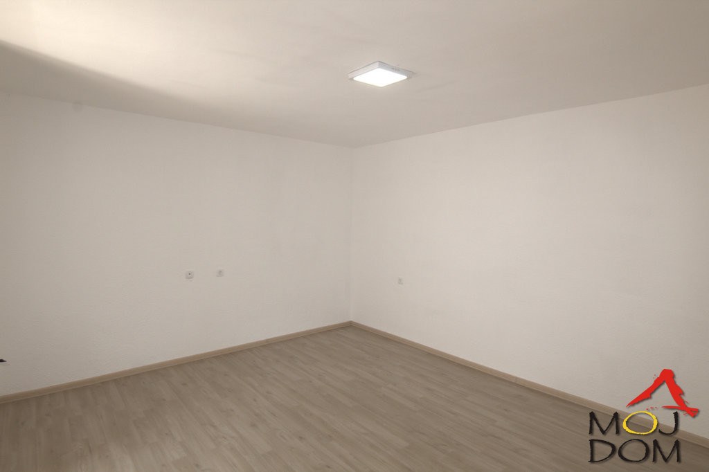 Stan,NOVI SAD,KLISA,kv: 77, € 133900, ID: 1026959 10