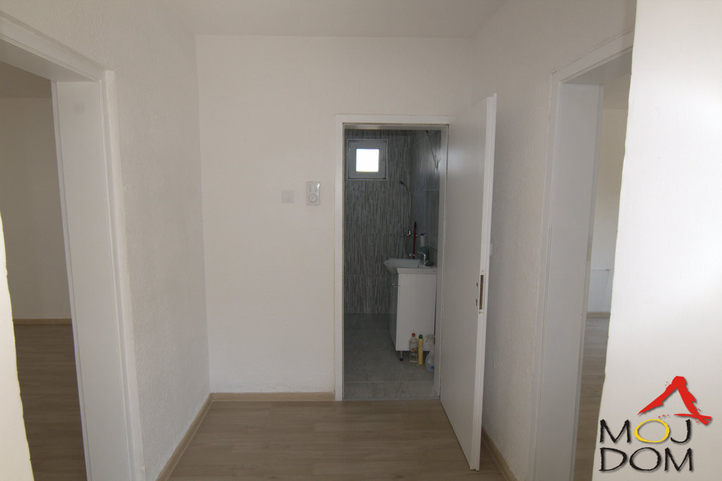 Stan,NOVI SAD,KLISA,kv: 77, € 133900, ID: 1026959 12