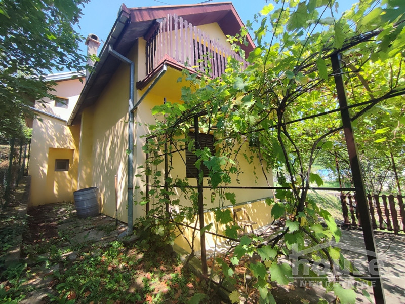 Kuca,RAKOVAC,SALAKSIJE200m2,135000€ , ID: 3045803 1