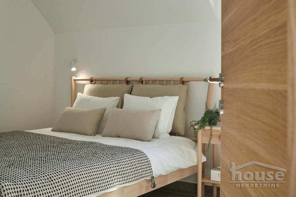 Kuće,SREMSKI KARLOVCI,SREMSKI KARLOVCI 310m2,4000€ , ID: 9115999 10