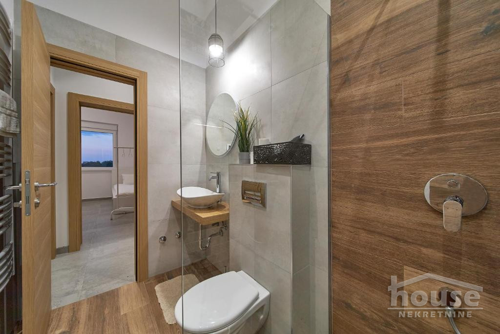 Kuće,SREMSKI KARLOVCI,SREMSKI KARLOVCI 310m2,4000€ , ID: 9115999 12