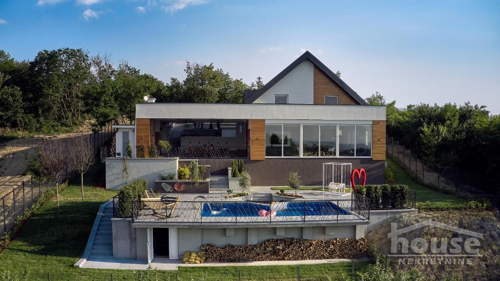 Kuće,SREMSKI KARLOVCI,SREMSKI KARLOVCI 310m2,4000€ , ID: 9115999 13