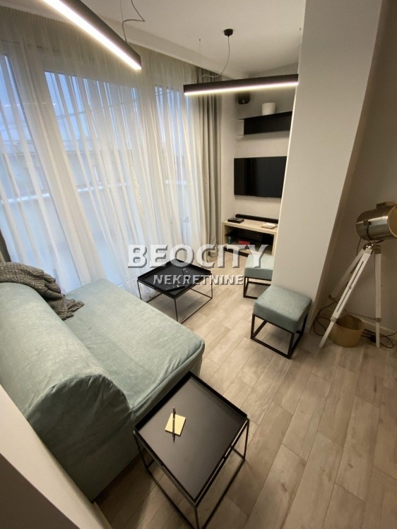 Dvosoban stan, 38 m2, Topličin venac ID: 79690 1