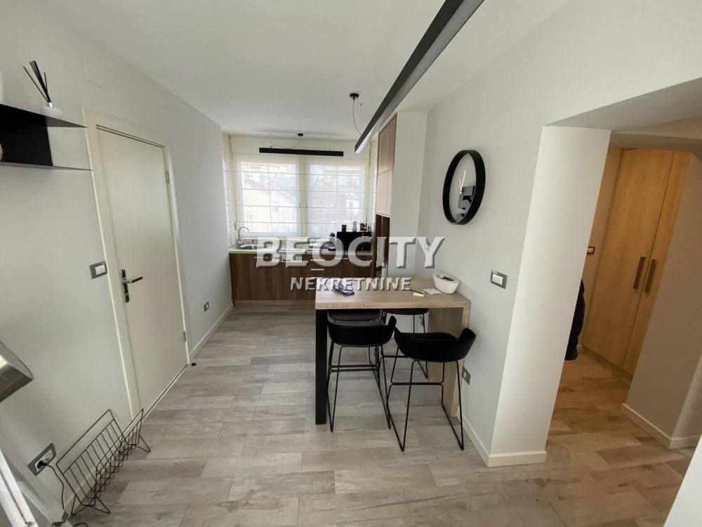 Dvosoban stan, 38 m2, Topličin venac ID: 79690 9