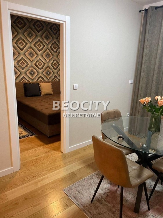 Dvosoban stan, 50 m2, Južni bulevar ID: 101654 8