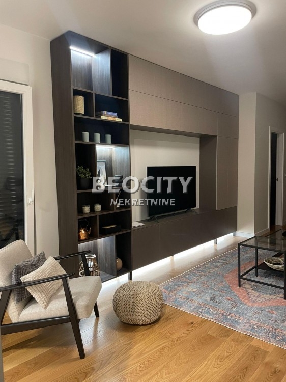 Dvosoban stan, 50 m2, Južni bulevar ID: 101654 5