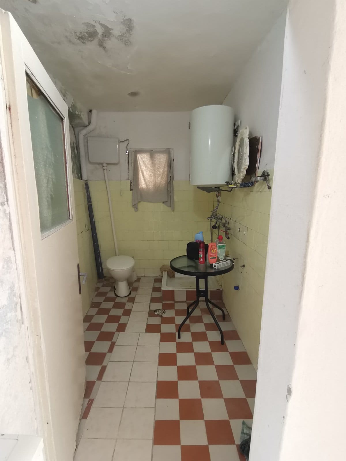 Sutomore  kuća za remont 4