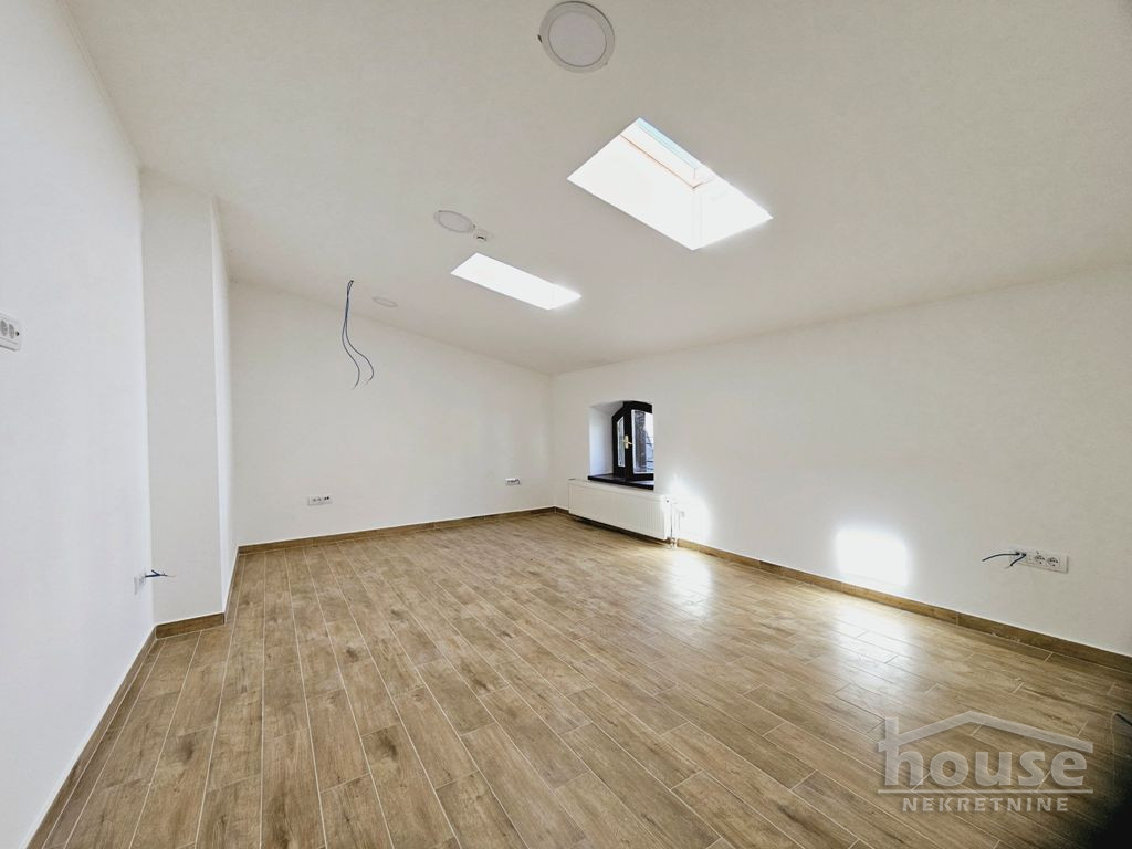 Kuće,NOVI SAD,ADAMOVIĆEVO NASELJE 950m2,7000€ , ID: 9116041 39