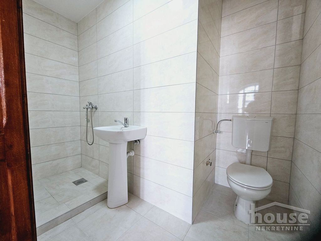 Kuće,NOVI SAD,ADAMOVIĆEVO NASELJE 950m2,7000€ , ID: 9116041 50