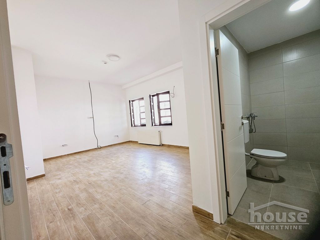 Kuće,NOVI SAD,ADAMOVIĆEVO NASELJE 950m2,7000€ , ID: 9116041 37