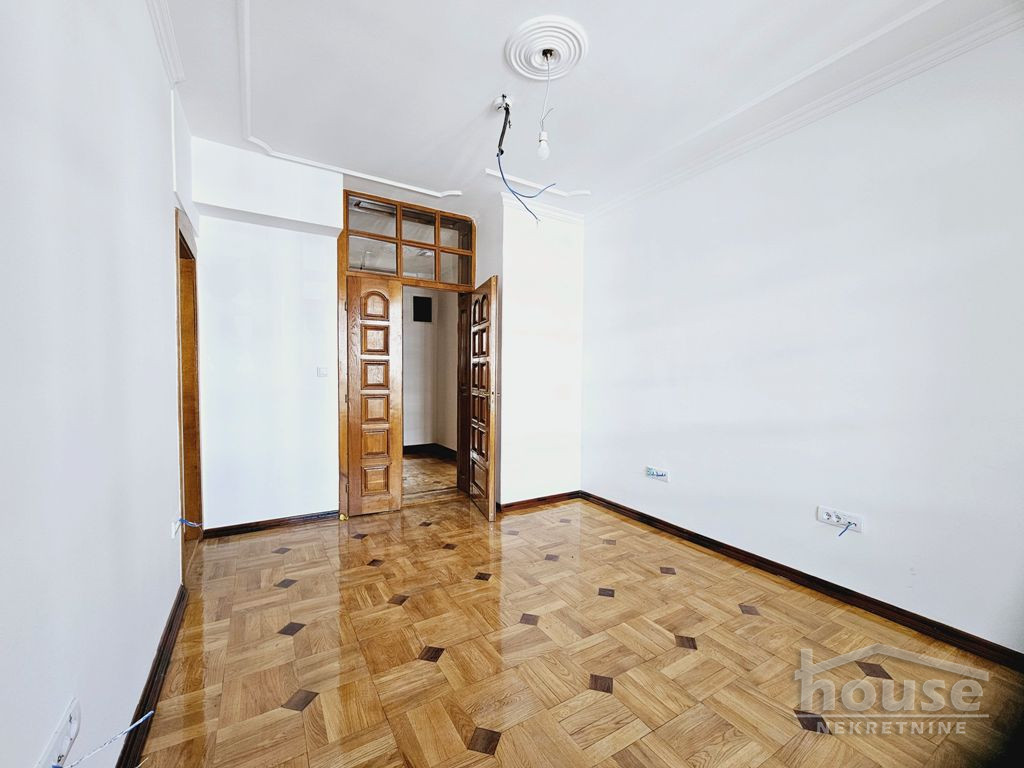 Kuće,NOVI SAD,ADAMOVIĆEVO NASELJE 950m2,7000€ , ID: 9116041 22