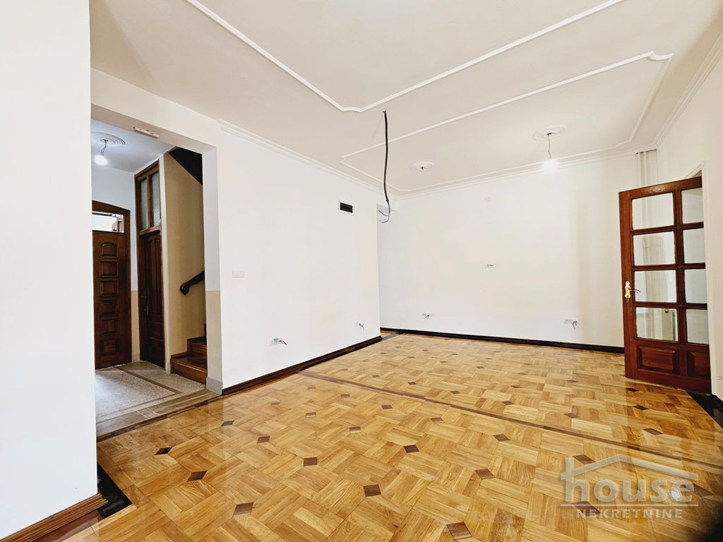 Kuće,NOVI SAD,ADAMOVIĆEVO NASELJE 950m2,7000€ , ID: 9116041 14