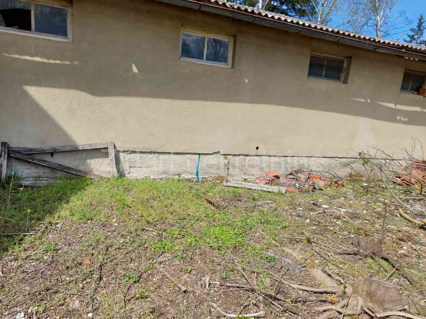Veliki Borak, prodaja prizemne kuće na prostranom placu 6