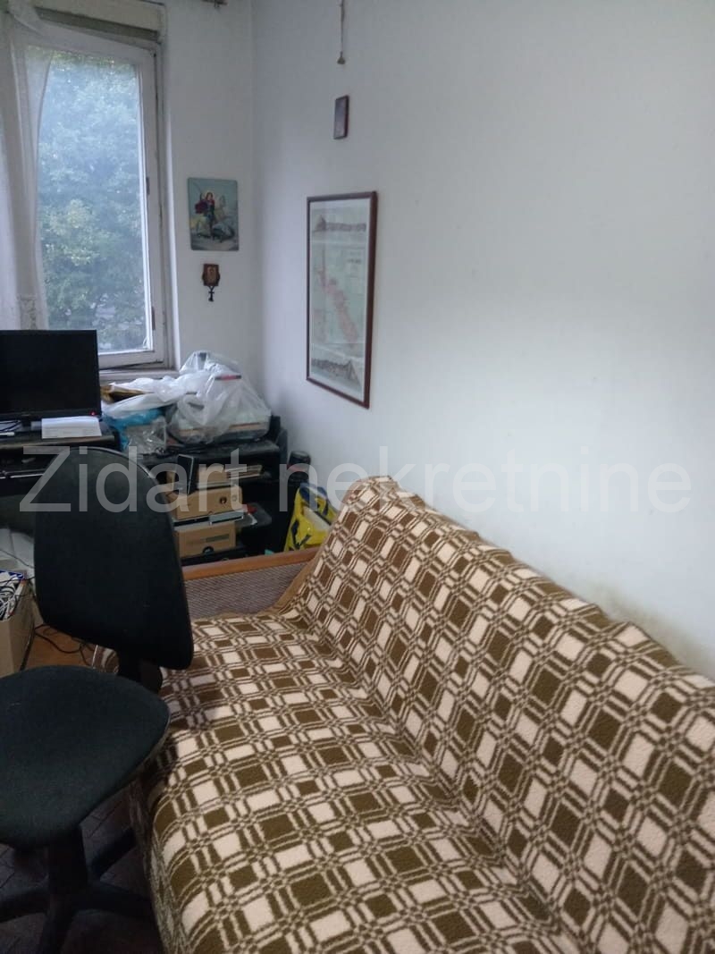 Voždovac, Piva Karamatijevića, 2,0  55m2, ta 2/4 3