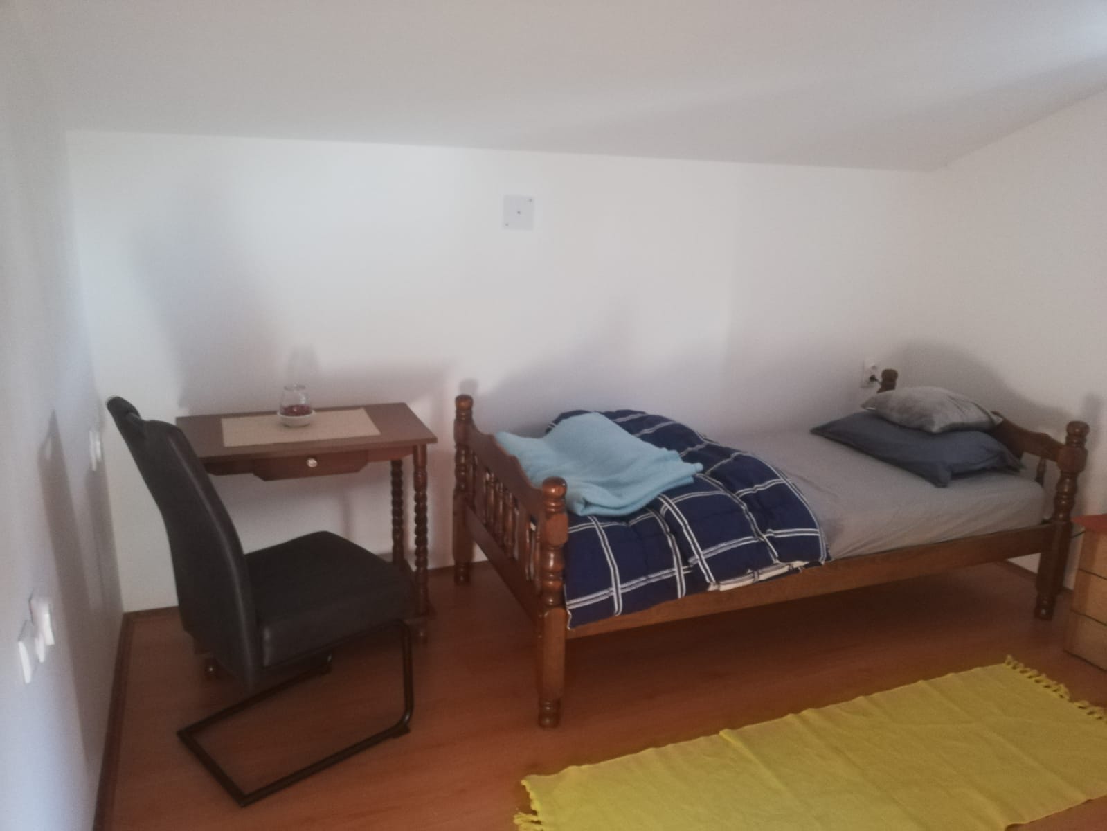 Stan 1 5  45m²  Stara Karaburma  Bogoslovija  odmah useljiv  2