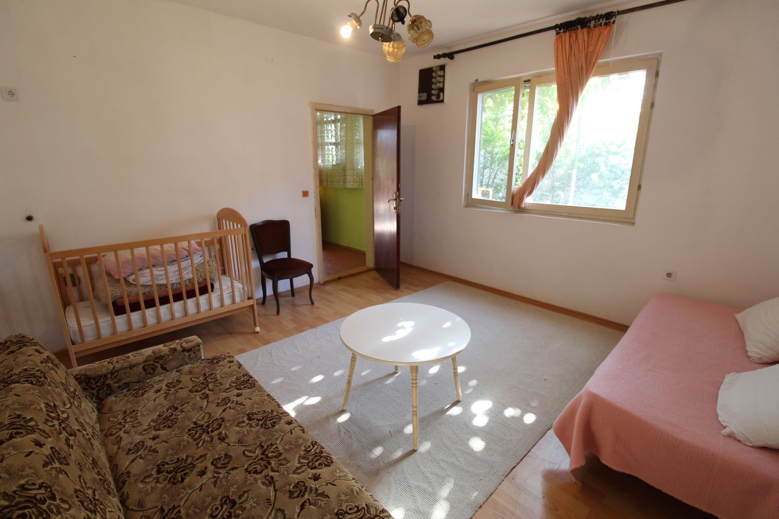 Bar  porodična kuća  ublizini centra 2