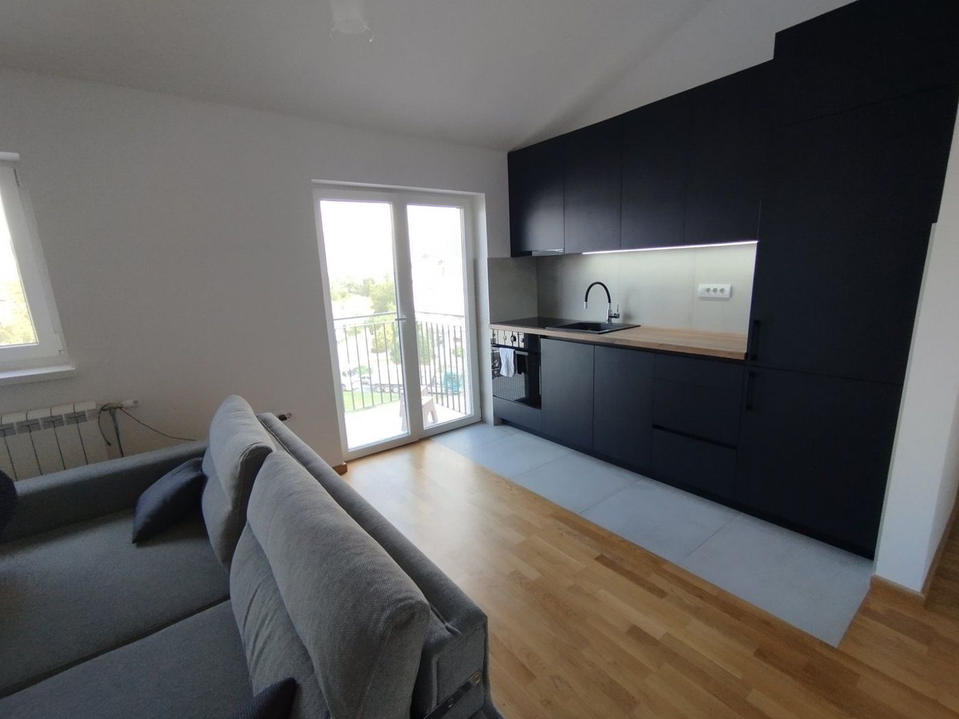 Komforan dvosoban stan   fantastična lokacija   2