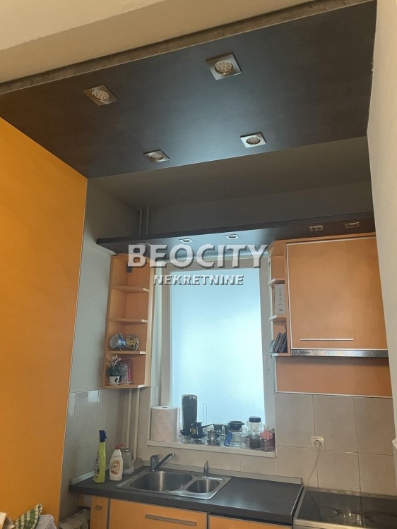 Dvosoban stan, 75 m2, Blok 12 (Yubc), Bulevar Mihajla Pupina ID: 101937 5