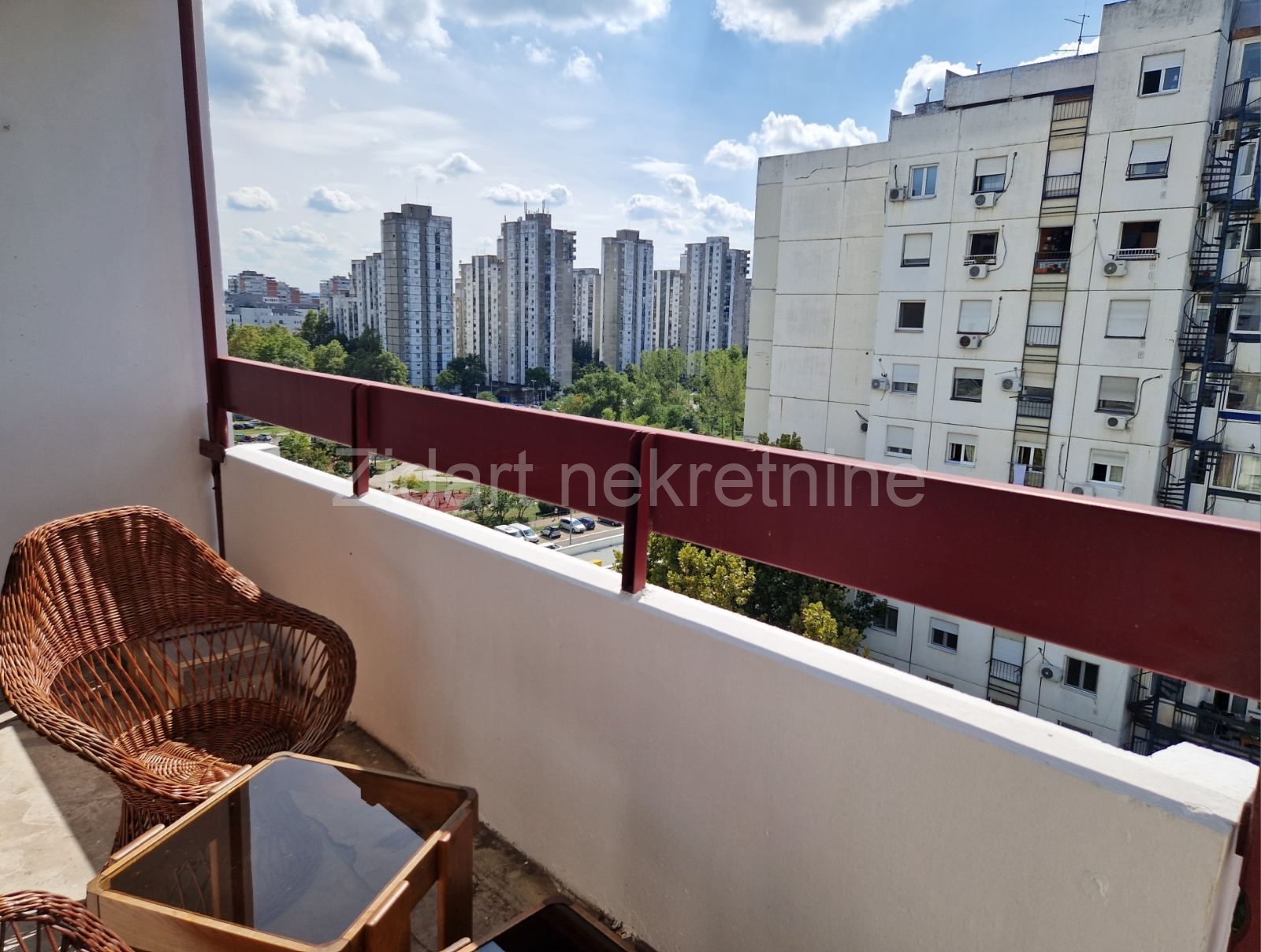Blok 62, Dušana Vukasovića, odličan 3.0 9