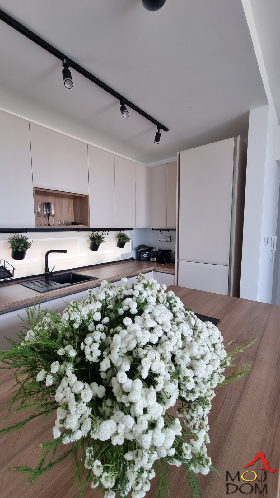 Stan,SREMSKA KAMENICA,POPOVICA,kv: 100, € 267800, ID: 1025924 30