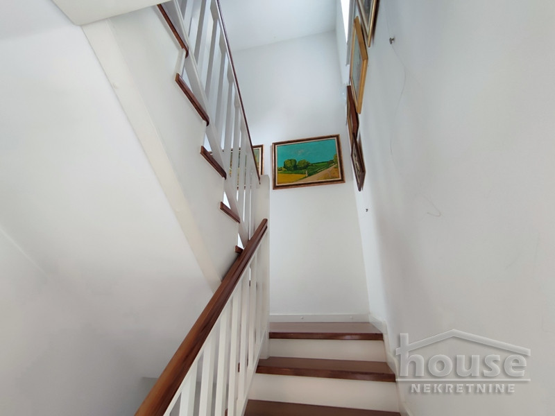 Kuće,SREMSKA KAMENICA,BOCKE 239m2,1700€ , ID: 9116086 32