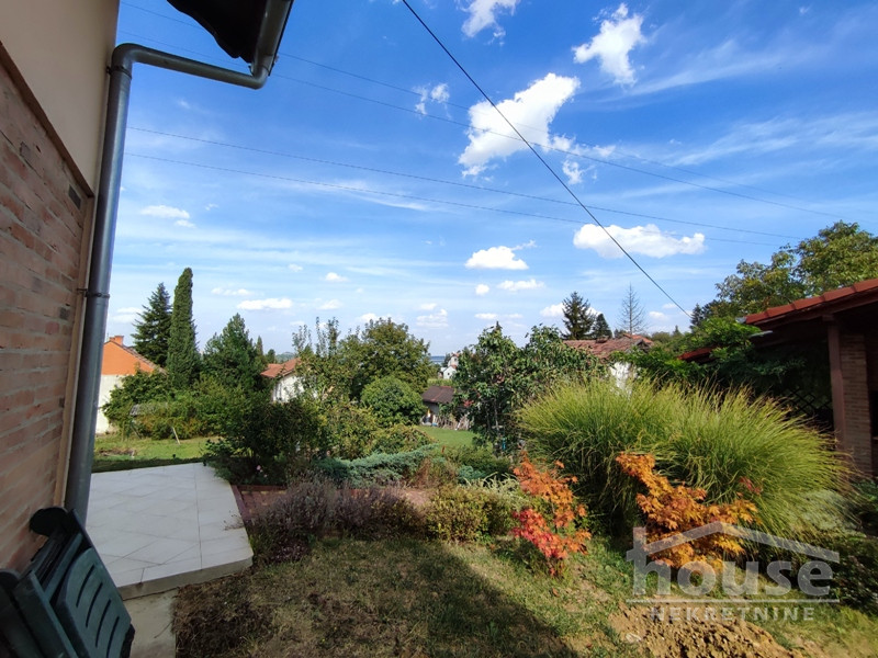 Kuće,SREMSKA KAMENICA,BOCKE 239m2,1700€ , ID: 9116086 20