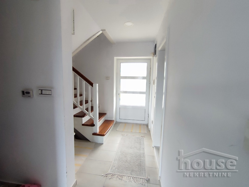 Kuće,SREMSKA KAMENICA,BOCKE 239m2,1700€ , ID: 9116086 21